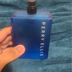 Perry Ellis 