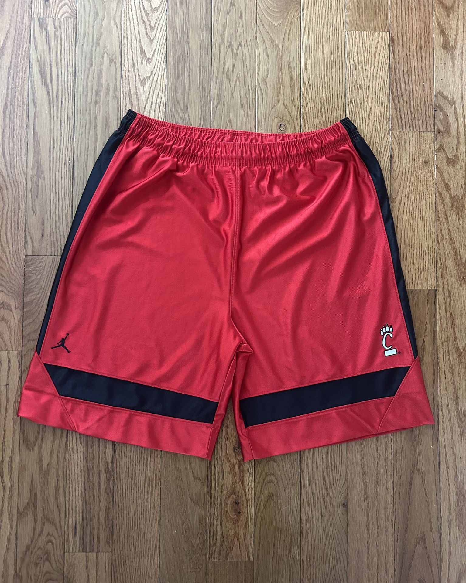 Cincinnati Bearcats Jordan Vintage Shorts Size Medium