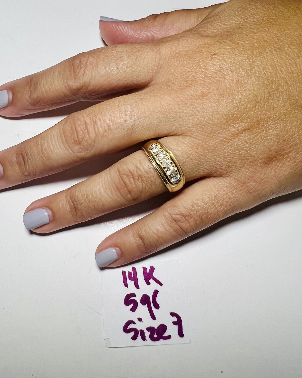 14K Solid Gold Wedding Ring Cubic Zirconium Stones 5Gr Size 7