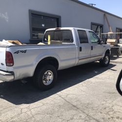 FORD F- 250 CREW CAB 4x4