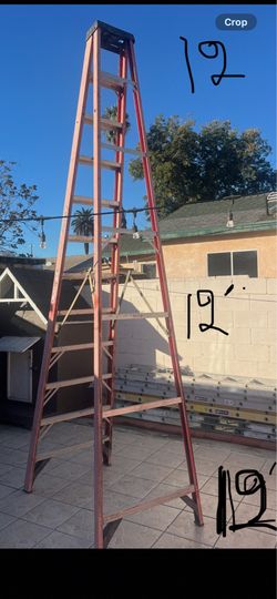 Excellent condition, 12 feet and more sizes available fiberglass ladders