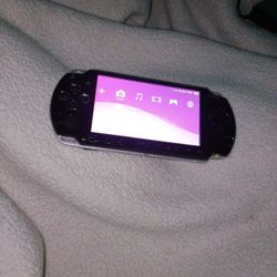 PSP 2000 And Memory Stick