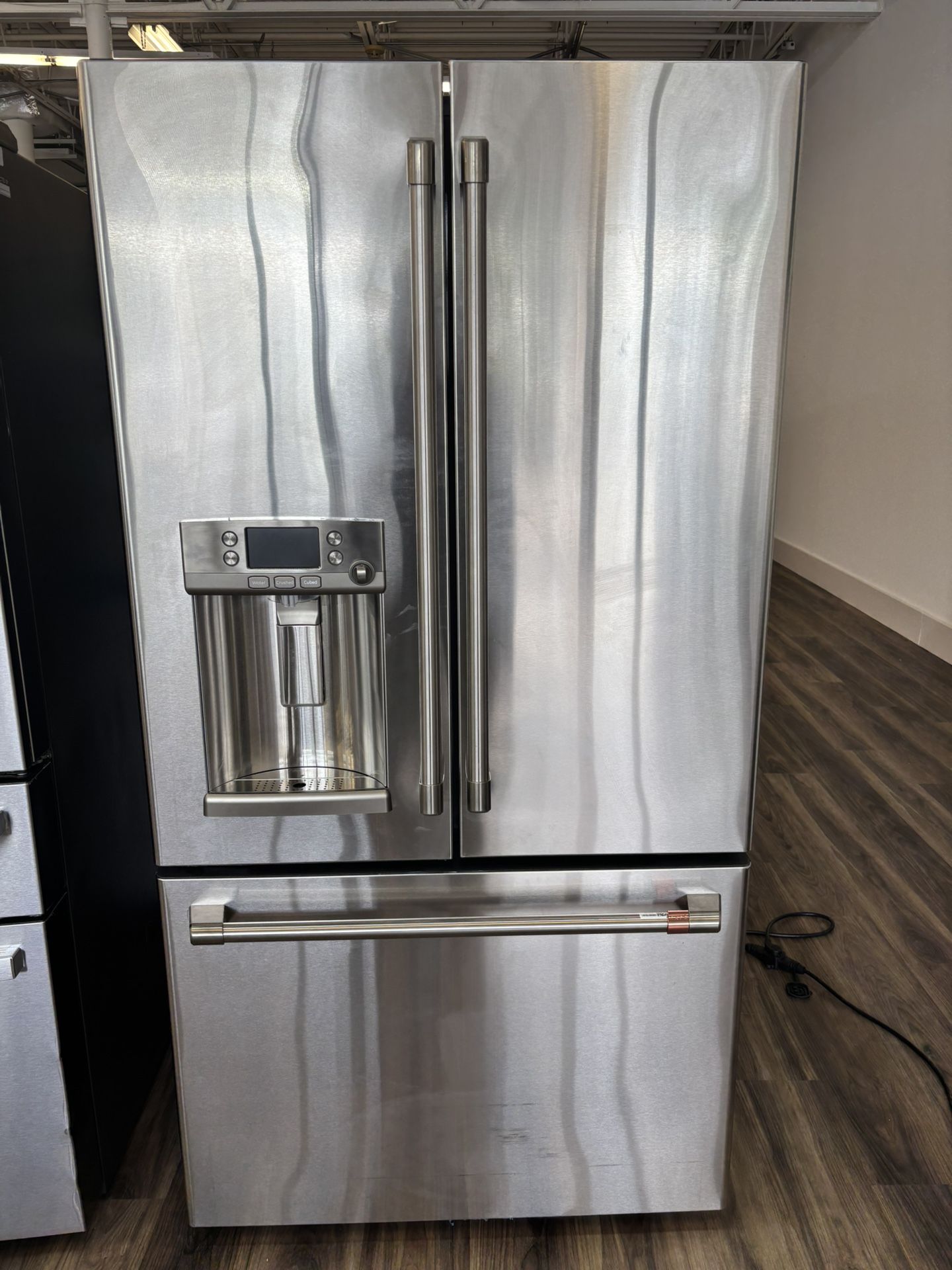 Cafe 22.2 cu.ft. French Door Refrigerator w/ How Water Dispenser, Counter-Depth