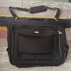 Hartmann Expandable Carry-on