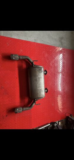Infiniti Q50 3.0t Muffler