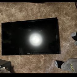 Insignia Tv Black , Model: NS-32D312NA15 Rev.A S/N:B429EWD05388