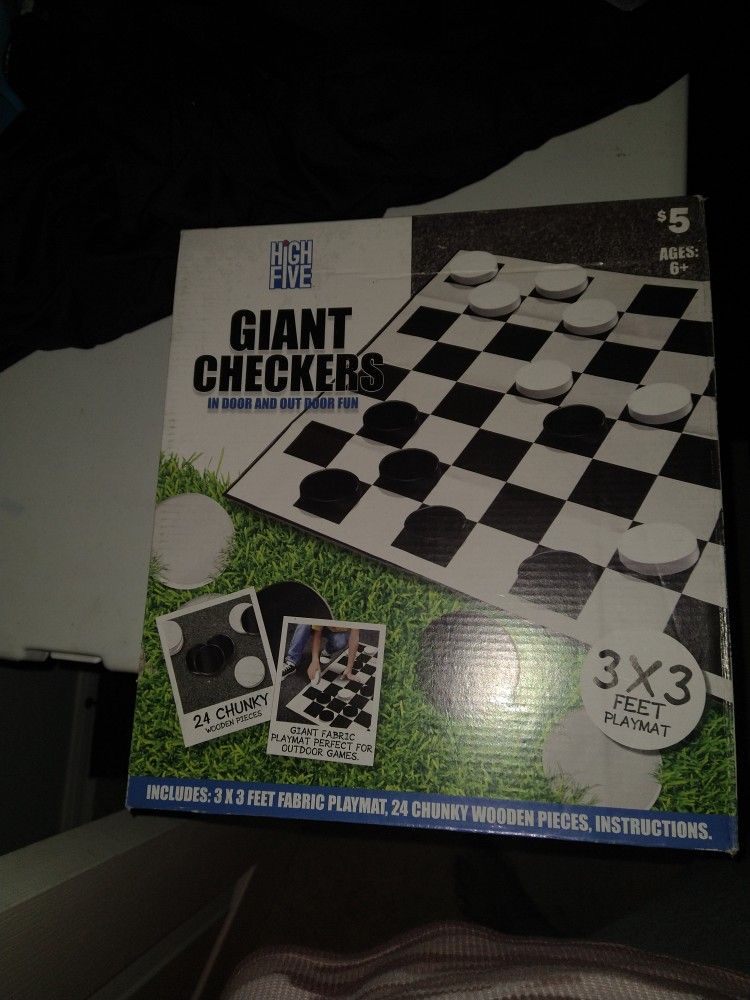 High Five Giant Checkers