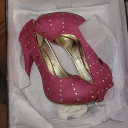 Womens Shoes Size 7