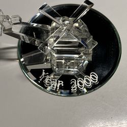 Vintage Crystal Helicopter Figurine – “Year 2000” Engraved Mirrored Base