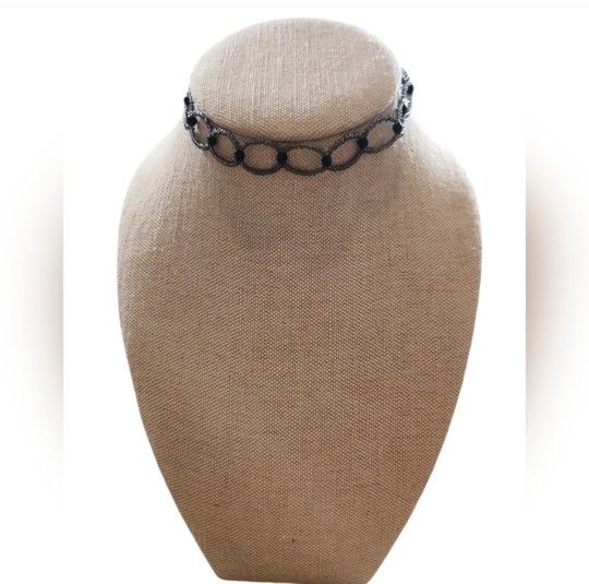 Gray Black Beaded Choker 14"