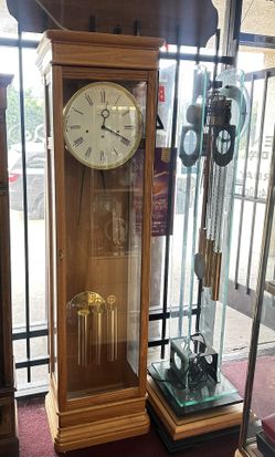 Modern Howard Miller 3 Weights