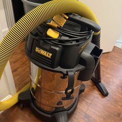 DeWalt Wet/Dry Vacuum