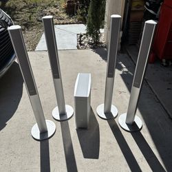 Panasonic Subwoofer And  4 Tall Speakers 