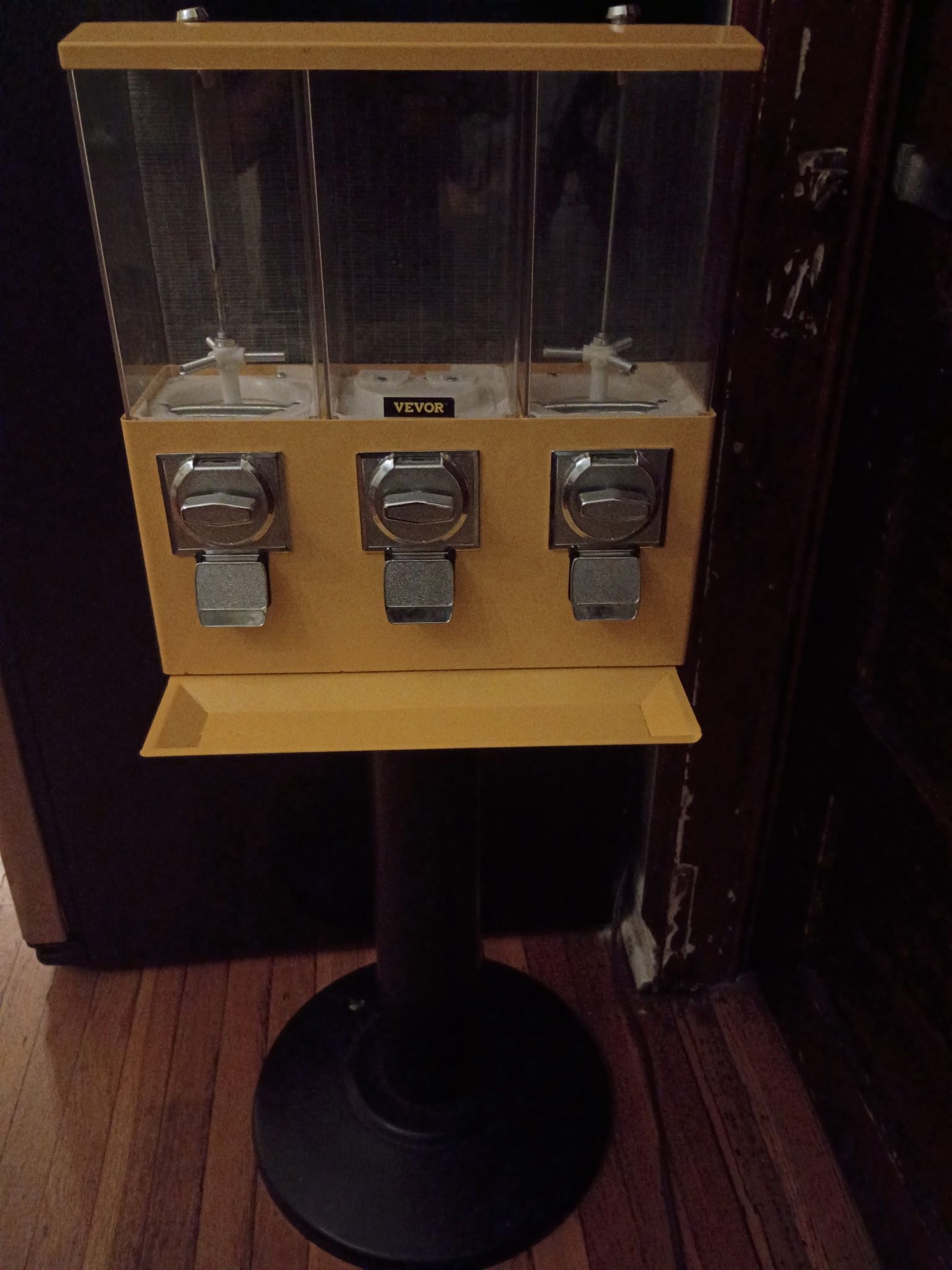 ** Tripple head candy, gumball, or capsule quarter vending machine **,All Products : American Fashion Style Bags On Sale