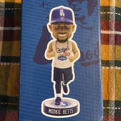 Mookie Betts Bobblehead for Sale in Los Angeles, CA - OfferUp