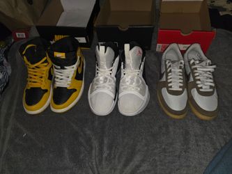 3 pairs Bundle  Jordan's new with boxes sizes 9m , 8.5m and 8