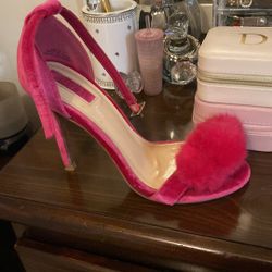 Fun., Sexy heels size 7. Black size 8 Pitbull Love Purse