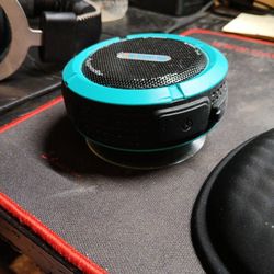 Water Proof Bluetooth Speaker 