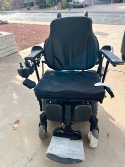 Invacare TDX SP power wheelchair