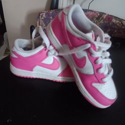Pink Nike Girls Sz 12