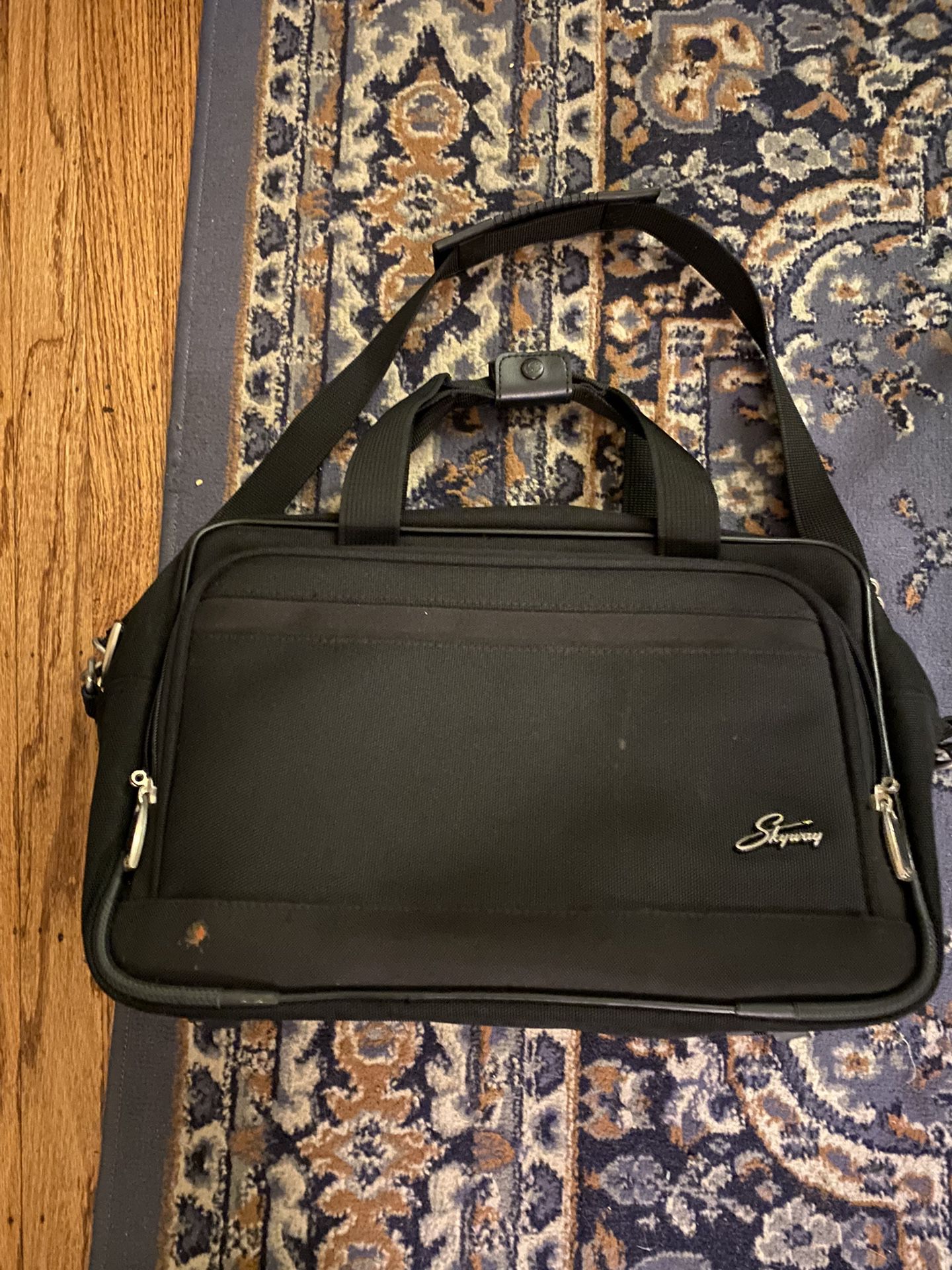 Nice Travel Bag $$$reduced