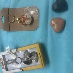 VARIOUS NEW TRINKETS SNOOPY & FOX DIAMOND KEYCHAIN & Spirit Stones