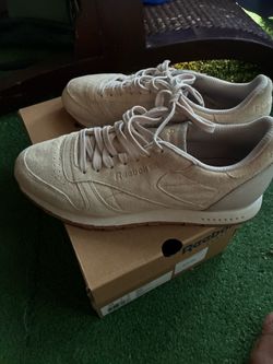 Reebok men sneakers