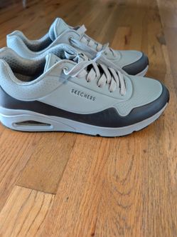 Skechers shoes  women's size 9