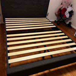 Queen Size Bed And Mattress 