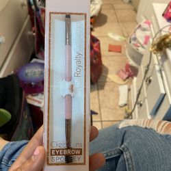 Eyebrow Brush 