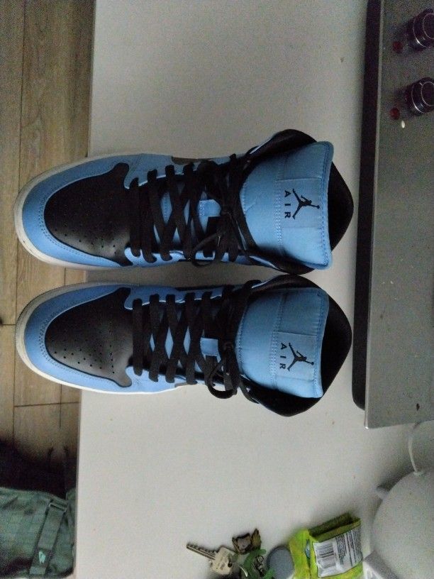 Nike Air Jordan Mid