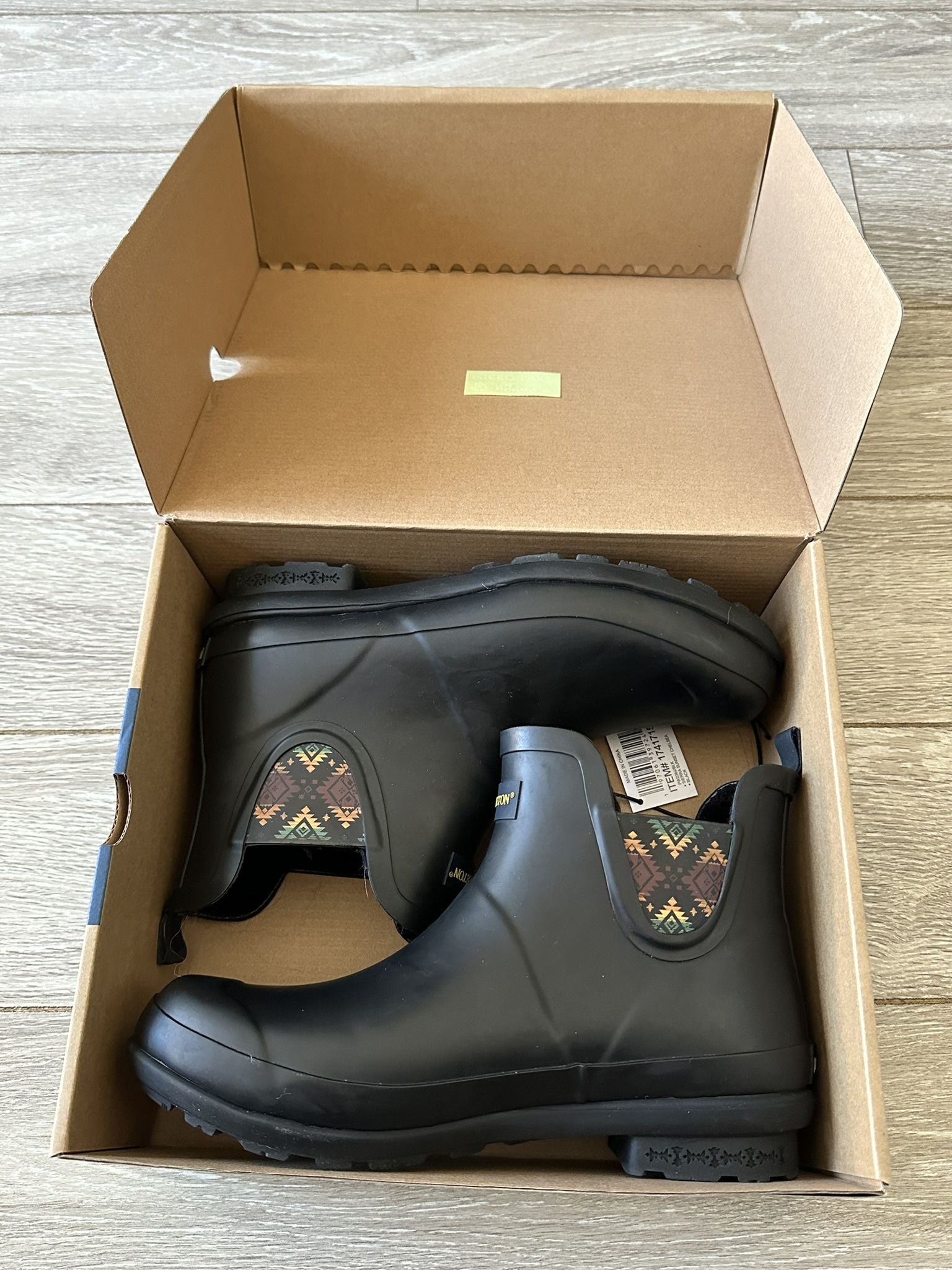 Women’s Pendleton Rain Boots