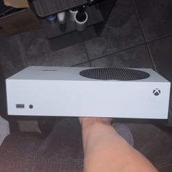 Xbox Series X Used good Condition Works Fine 