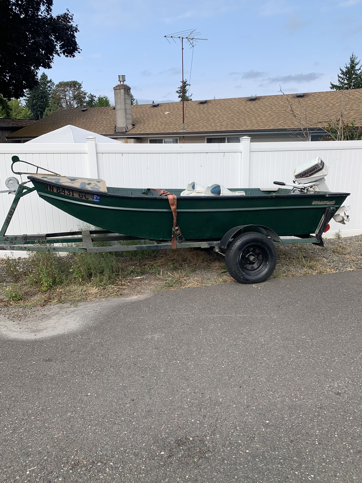 12 Ft Aluminum Star Craft Boat And Trailer 