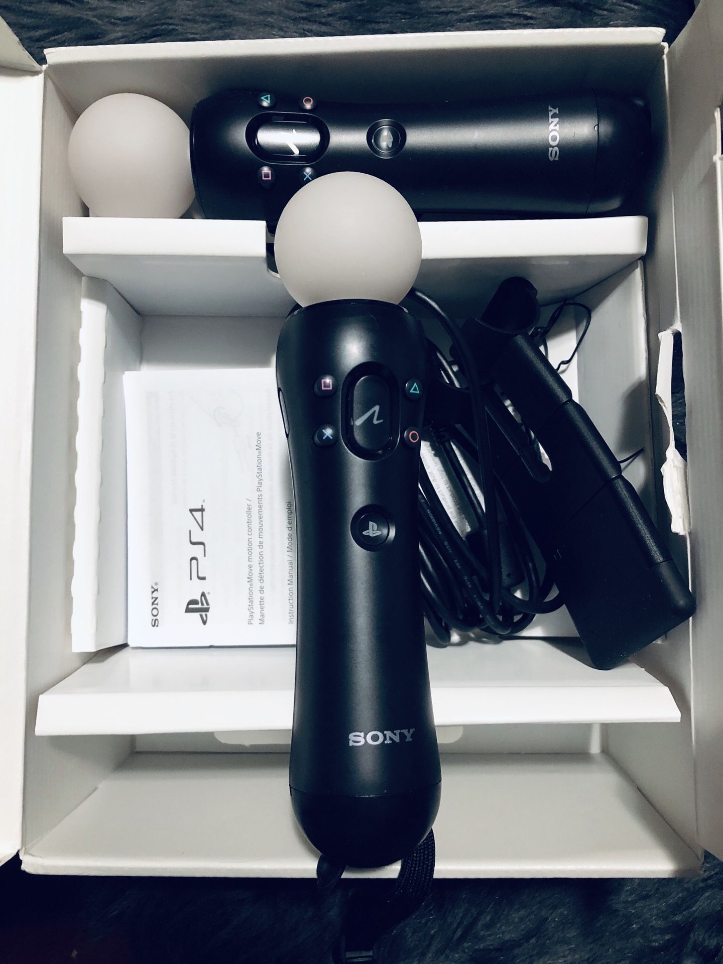 Sony Playstation Move Motion Controllers for PS4 (Model CECH-ZCM1U)