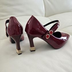 Women's Patent Leather Shoes,  Sizes 37, 38, 39
