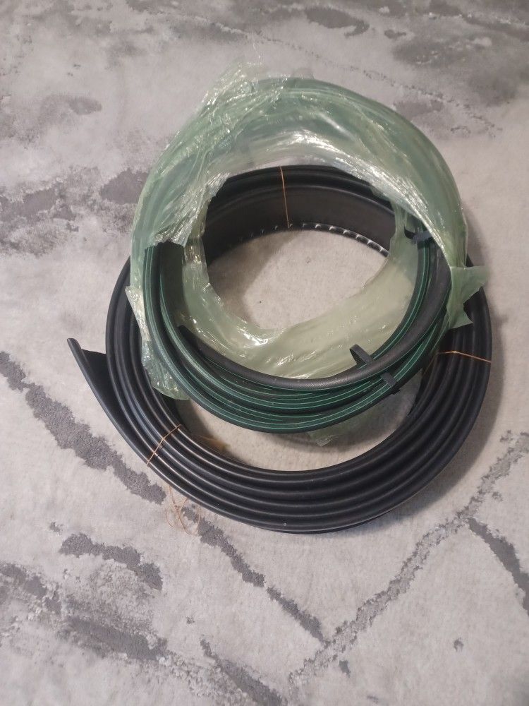 Plastic Edger & Sprinkler Hose