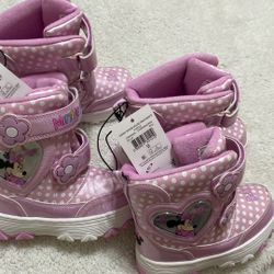 Minnie Mouse Size 9 &10 New Snow Rain Boots 