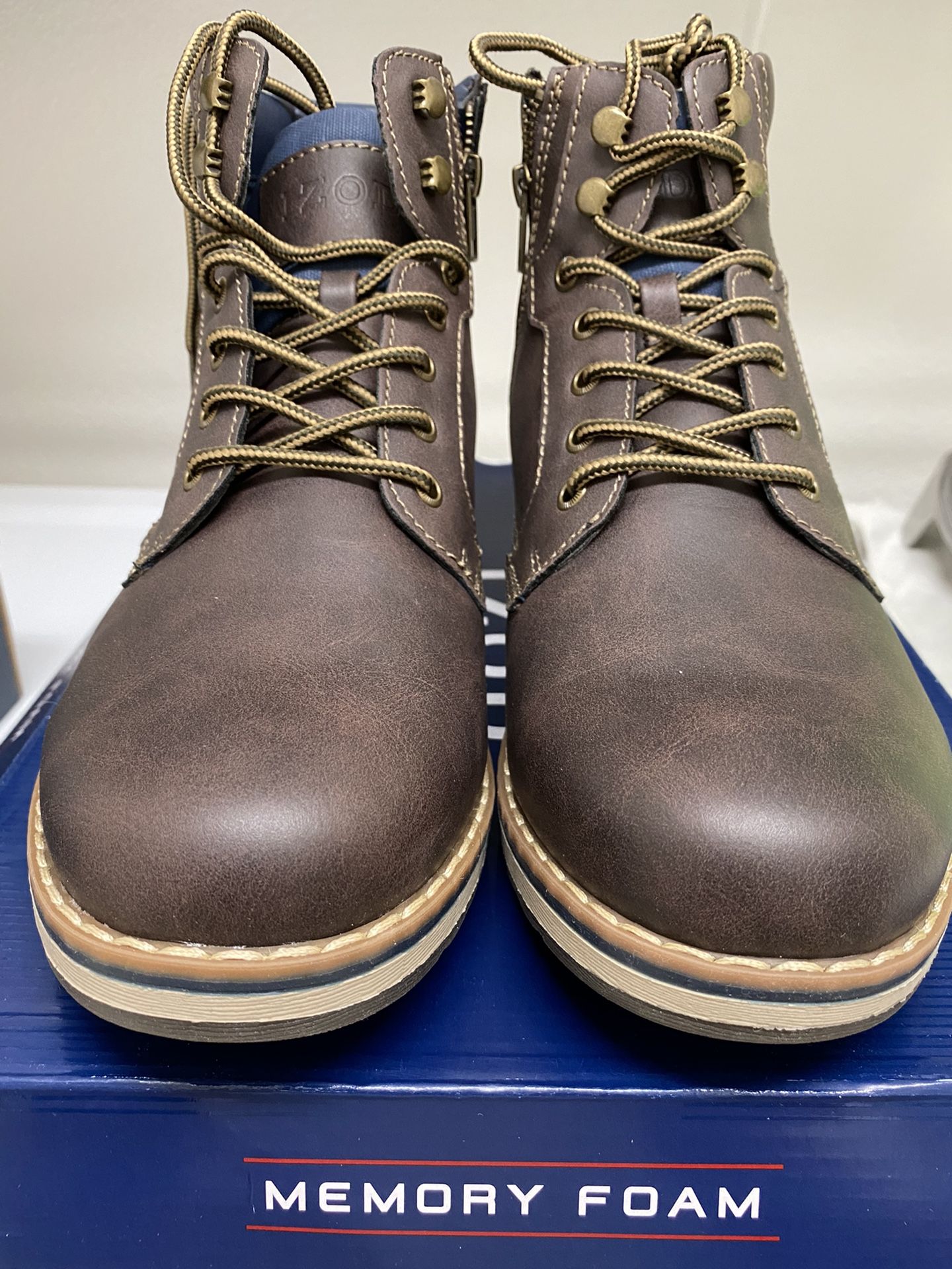IZOD LEATHER BOOT