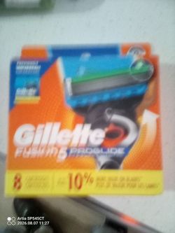 Gillette fusion 5 proglide 8 packs