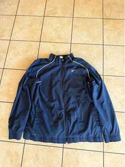 nike windbreaker