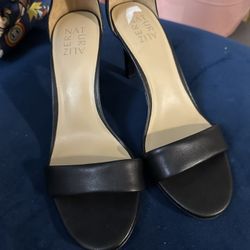Women’s Naturalizer Brand Heels Size 9