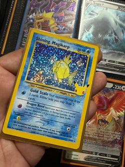Shining Magikarp - Celebrations: Classic Collection (CCC) Pokemon