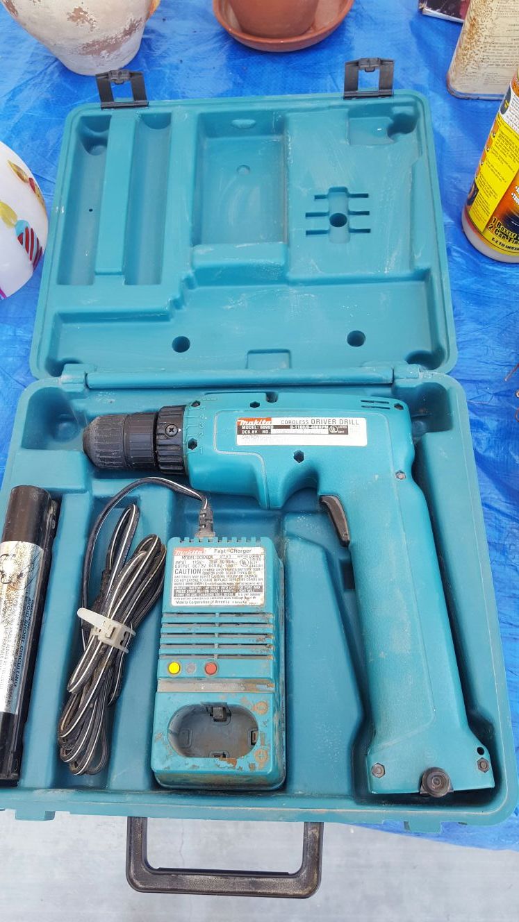 Makita 6095d hotsell