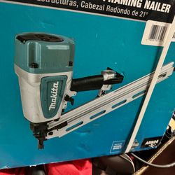 Makita Pneumatic 3-1/2 in. 21° Full Round Head Corded Framing Nailer