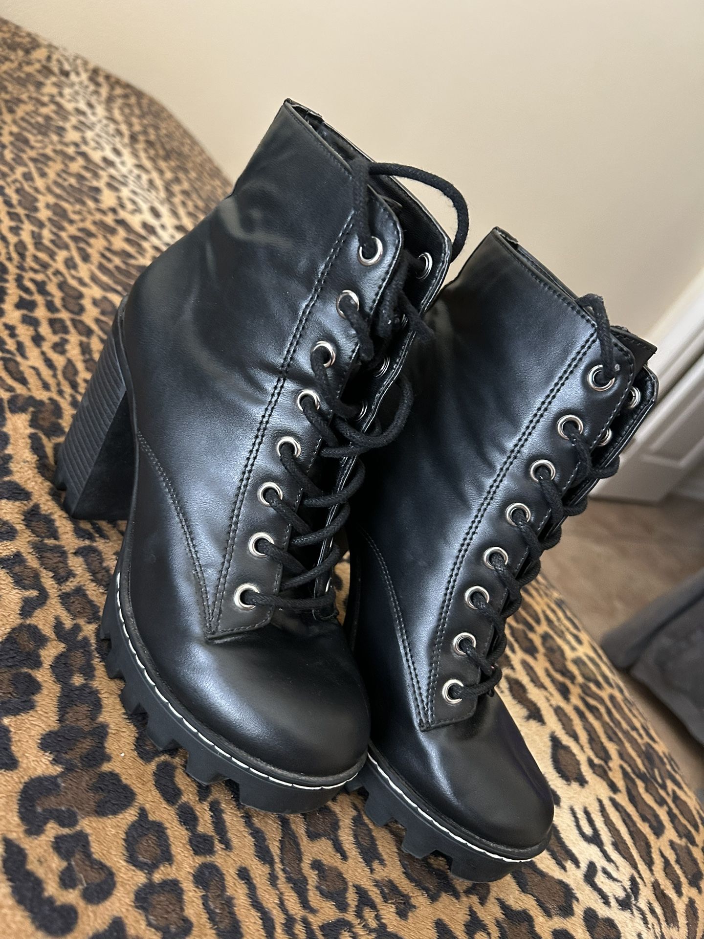Black Boots Size 6