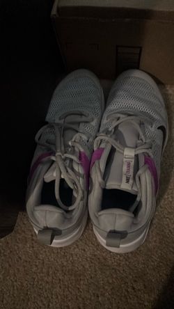 nike women’s shoes