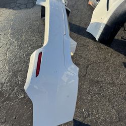 11-26 BMW M5 Rear Bumper Part