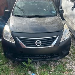 2014 Nissan Versa