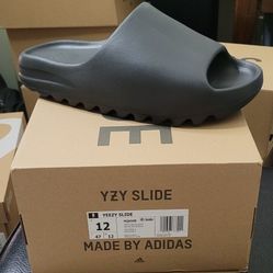 Adidas Yeezy Slide Onyx Brand New